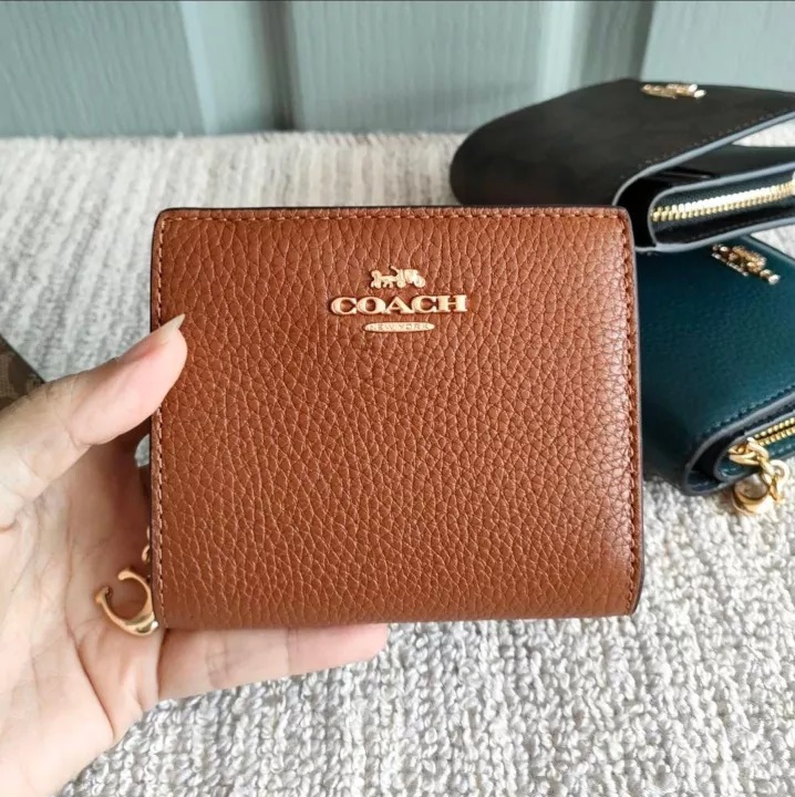 VÍ NGẮN COACH SMALL WALLET PEBBLE LEATHER SNAP WALLET 33