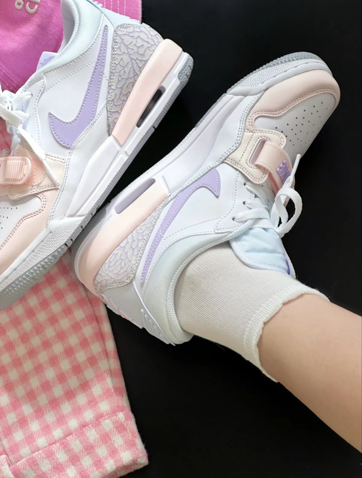 Giày thể thao Nike Jordan Legacy 312 Low Surfaces in Pastels for Spring HF0747-151 4