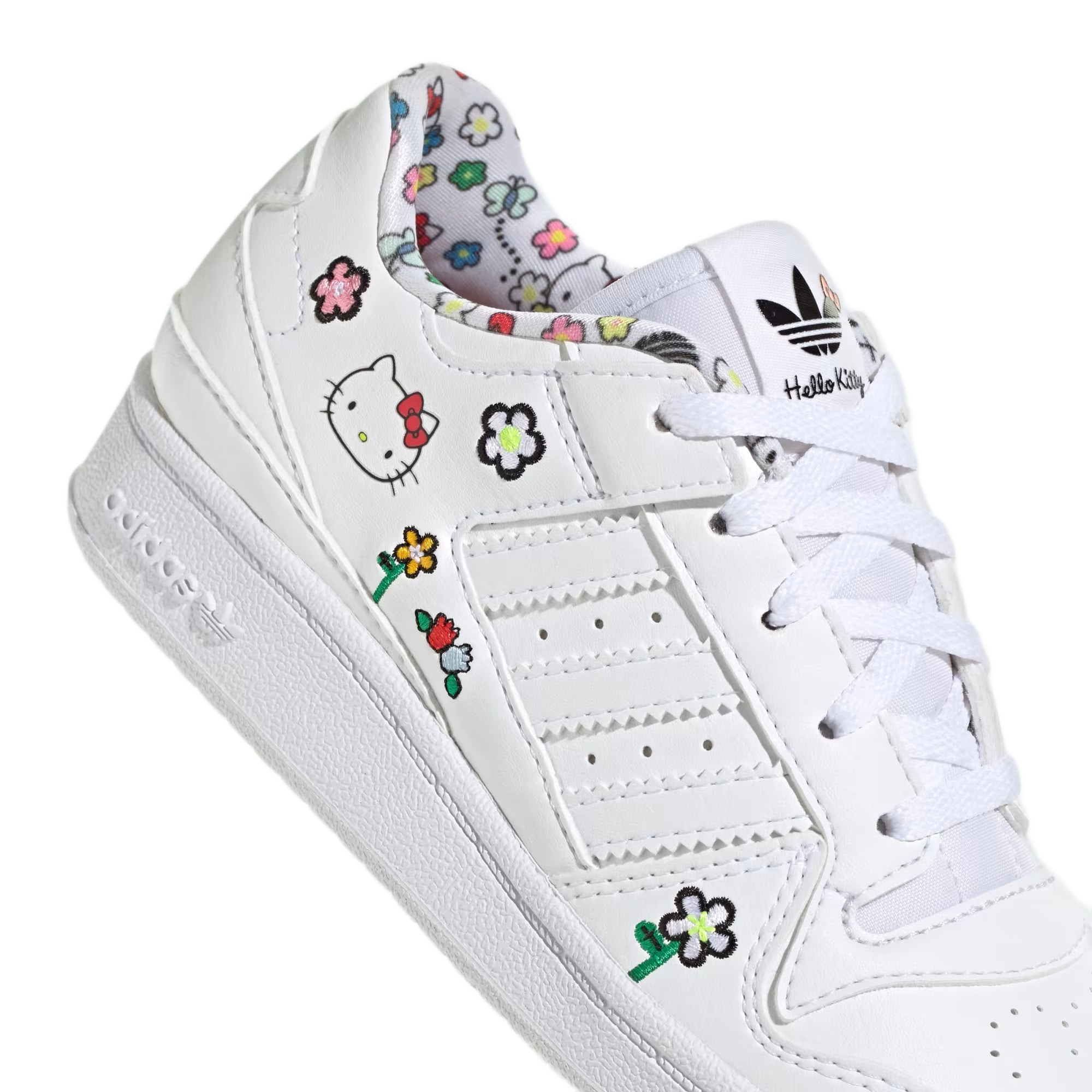 Giày thể thao Adidas x Hello Kitty Forum Low Cloud White Core Black IG030 2