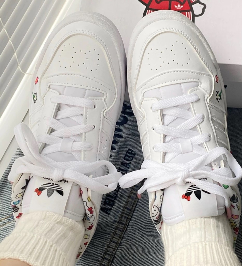 Giày thể thao Adidas x Hello Kitty Forum Low Cloud White Core Black IG030 10