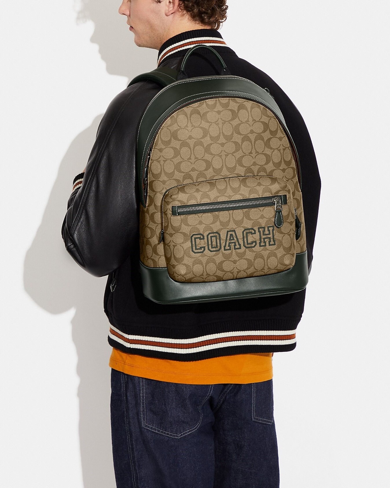 BALO COACH NAM SIZE LỚN WEST BACKPACK IN SIGNATURE CANVAS WITH VARSITY MOTIF CE717 1