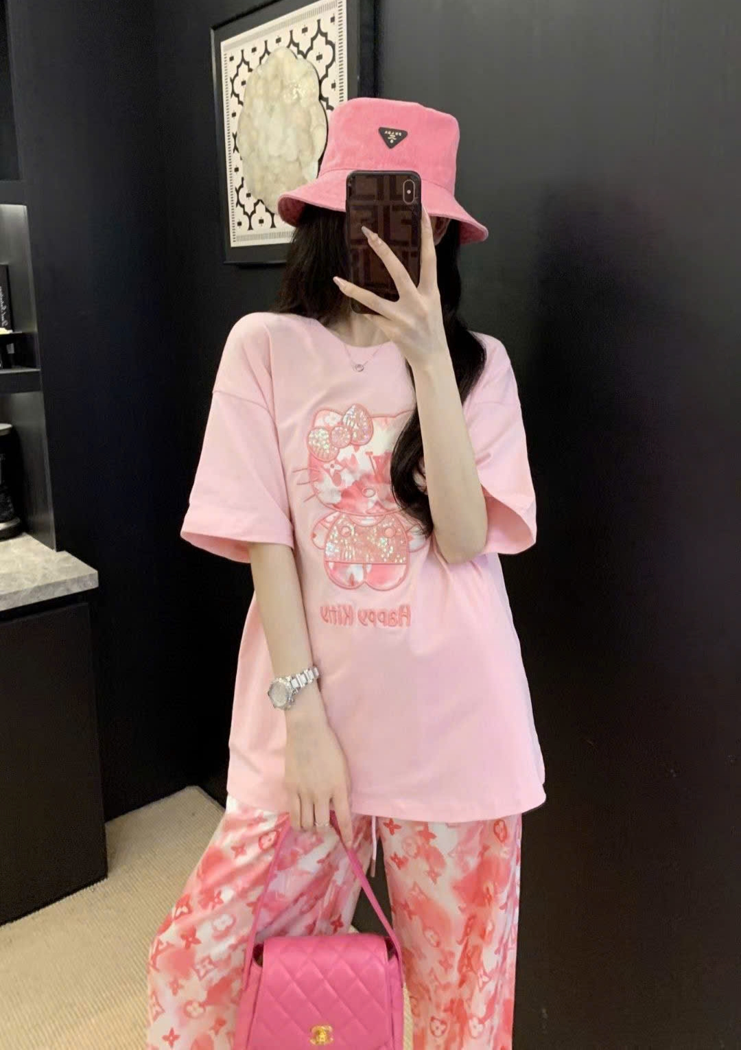 Combo bộ áo thun quần dài hồng lưng thun LV 1