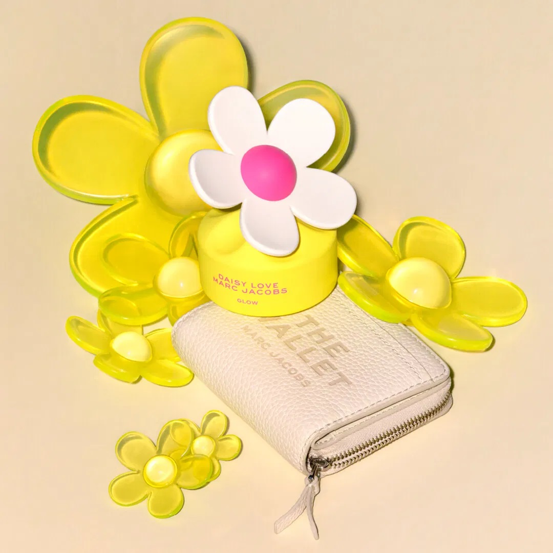 Nước hoa nữ Marc Jacobs Daisy Eau So Fresh Glow EDT 2
