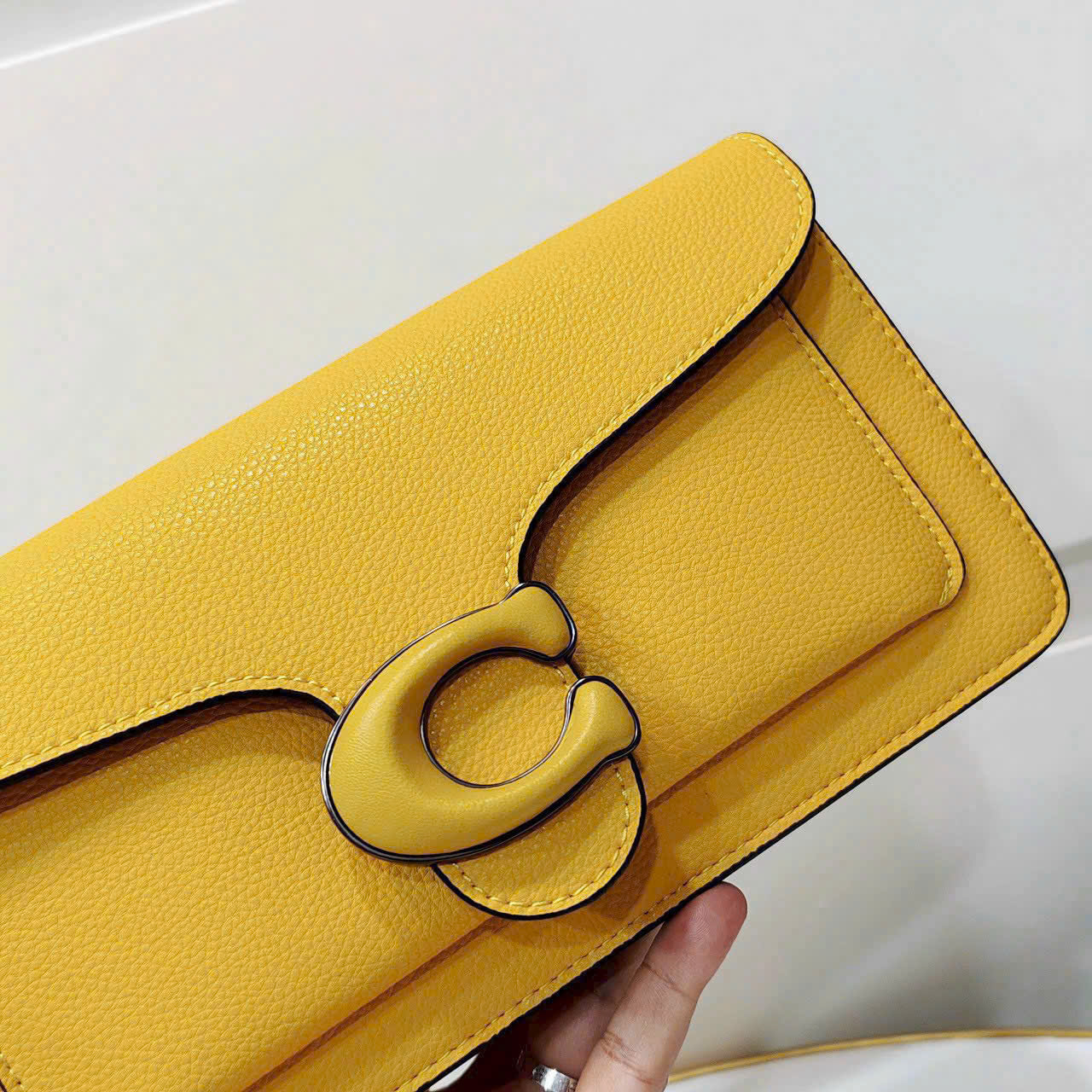 Túi xách Coach Tabby 26 Shoulder Bag Canary Yellow CH735 1