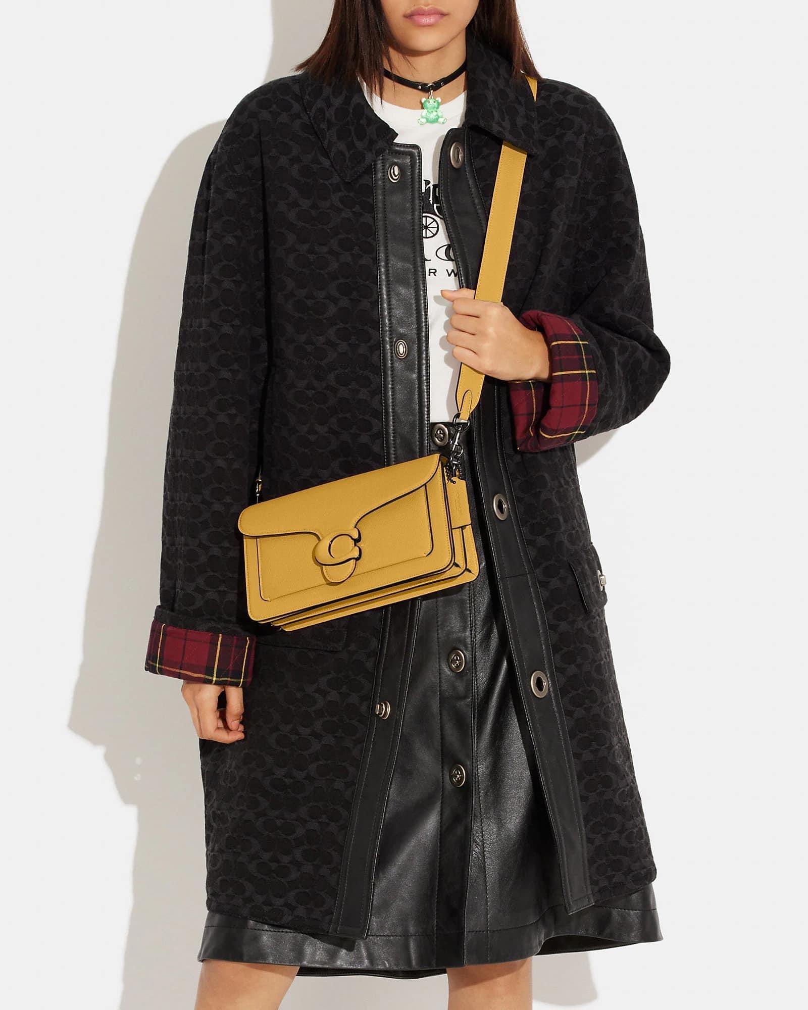 Túi xách Coach Tabby 26 Shoulder Bag Canary Yellow CH735 7
