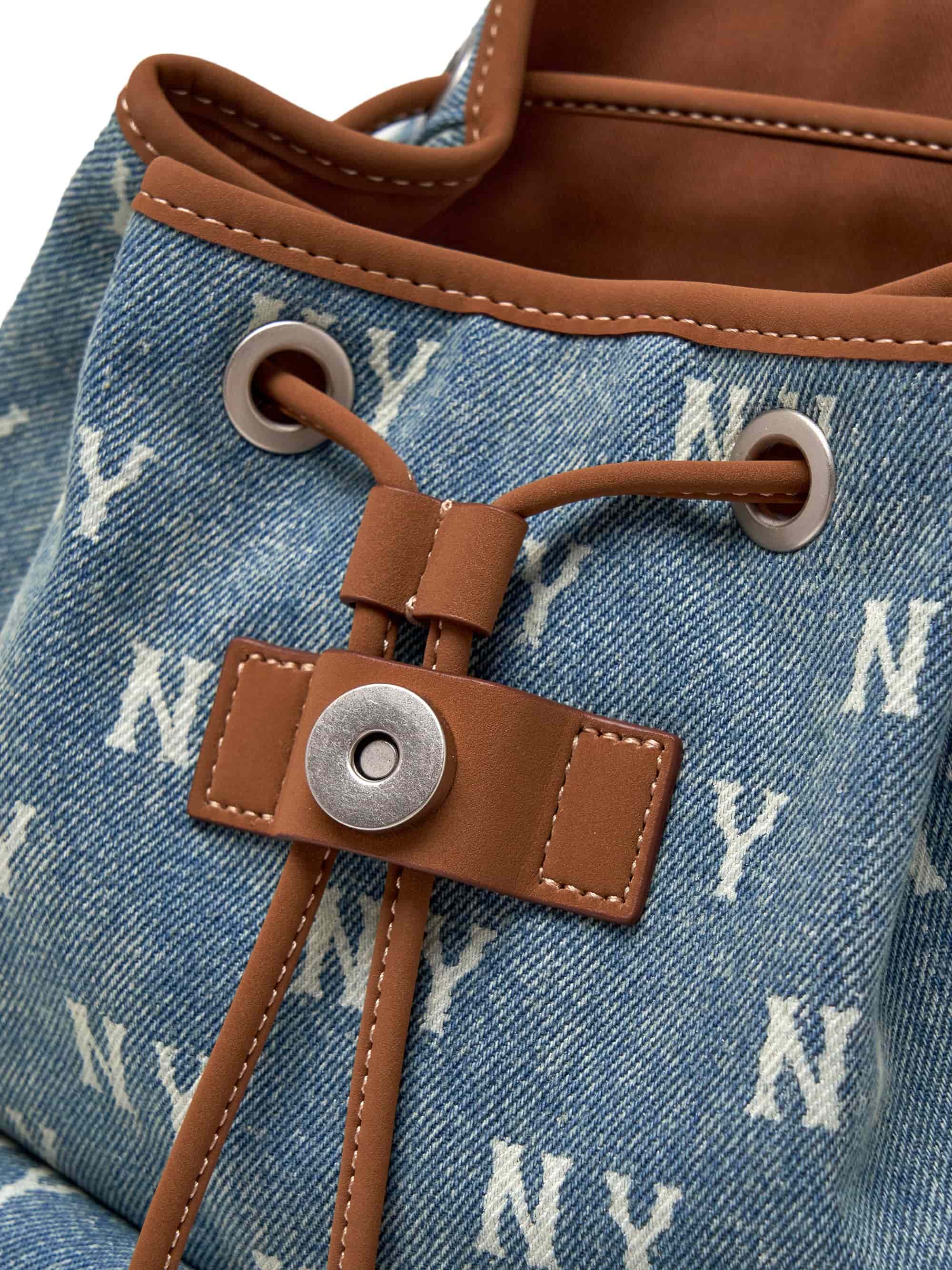 Ba lô MLB Classic Monogram Vintage Denim Backpack New York Yankees Blue 3ABKM065N-50BLL 4