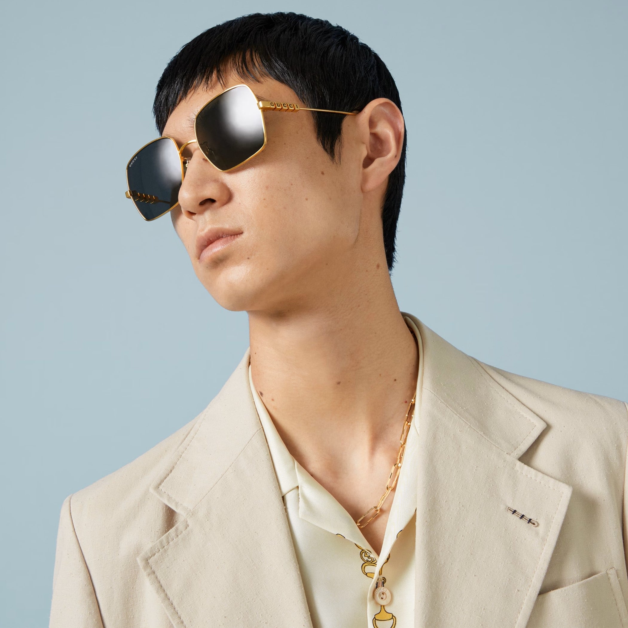 Kính mát thời trang Gucci Light Square frame sunglasses GG1434S 1