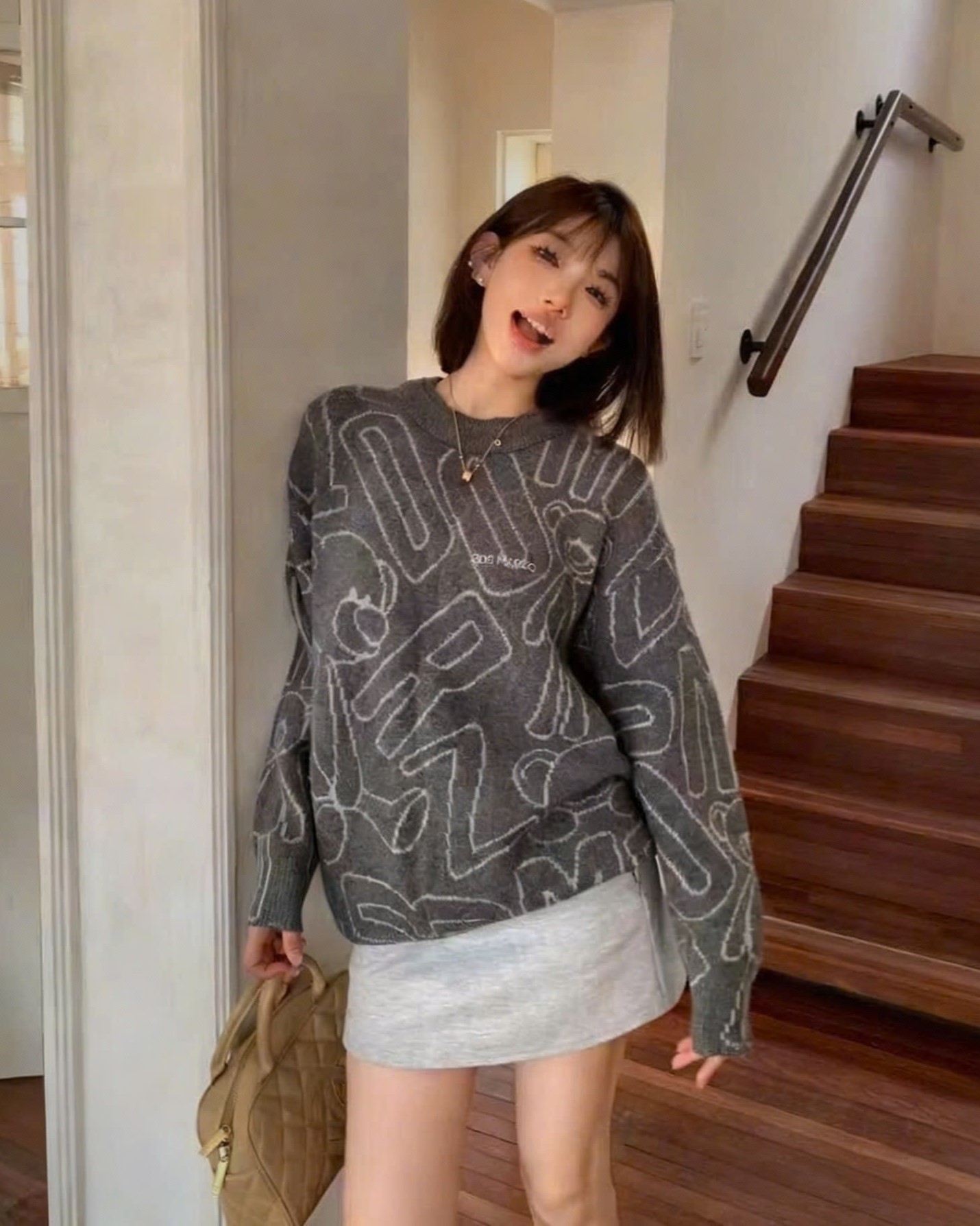 Áo gấu xám 13DE Marzo Bear Logo Sketch Jumper Grey 14