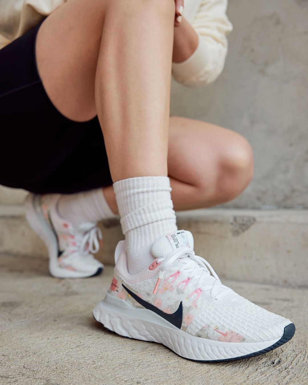 GIÀY THỂ THAO NIKE NỮ REACT INFINITY 3 PREMIUM WHITE PEARL PINK WOMENS ROAD RUNNING SHOES FD4151-100 6