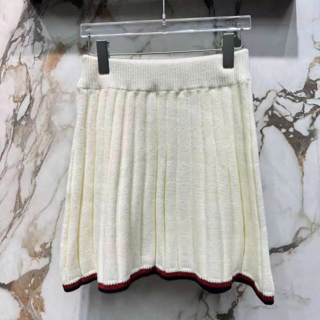 Combo áo váy len xám vàng kem Thom Browne 14