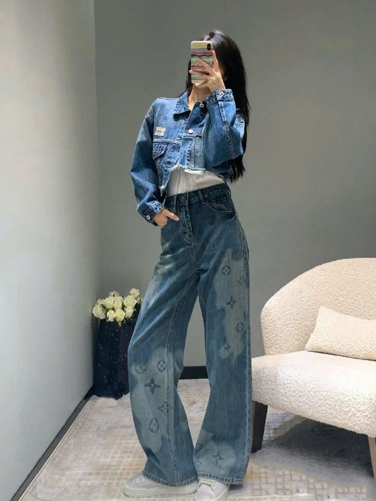 Quần jean nữ dài suông Louis Vuitton 1