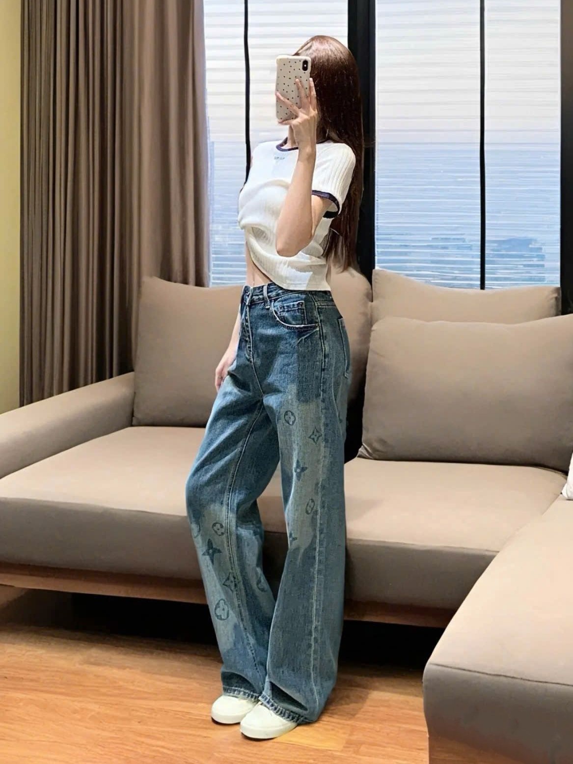 Quần jean nữ dài suông Louis Vuitton 4
