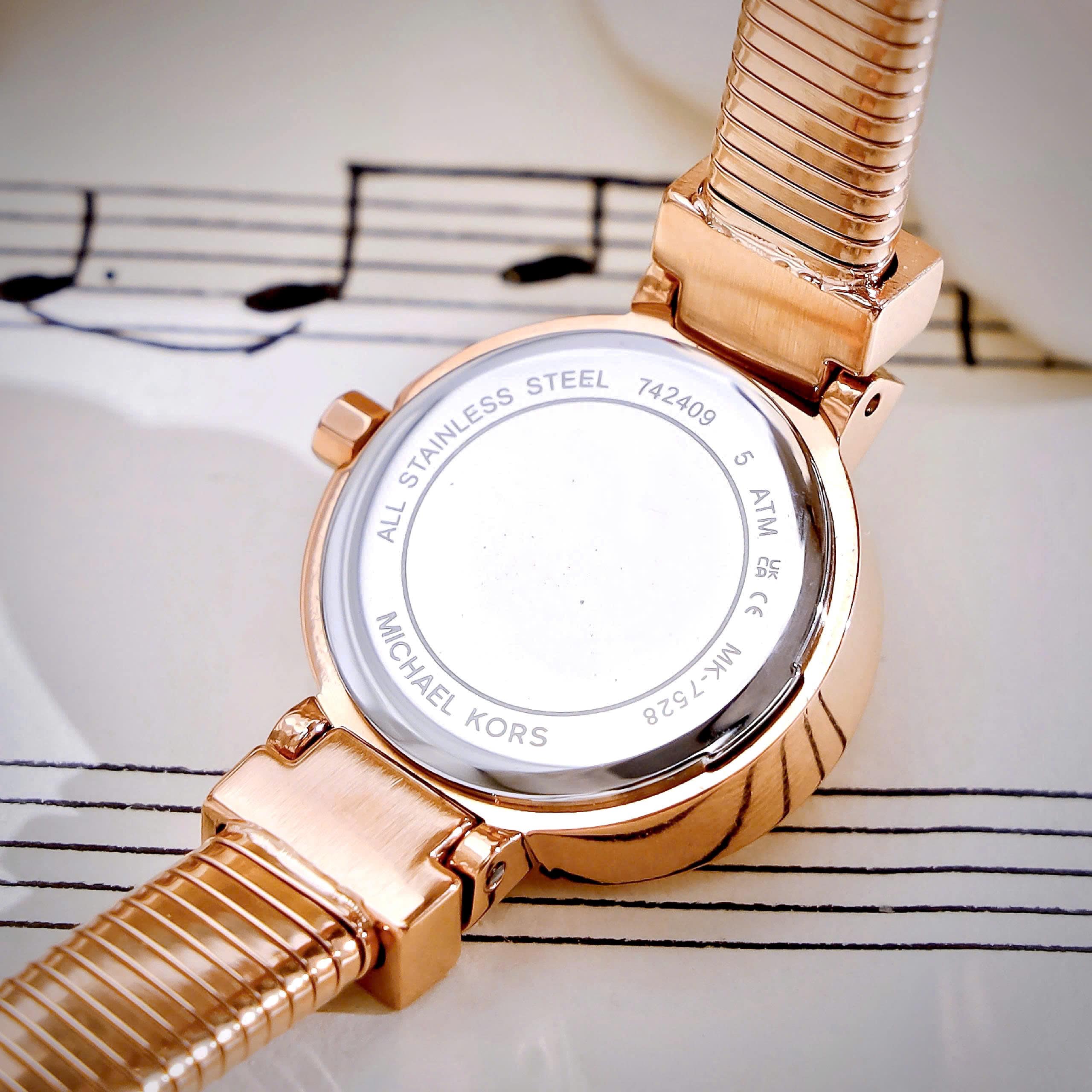 Đồng hồ đeo tay nữ Michael Kors Mini Gramercy Rose Gold-Tone Watch MK7528 15
