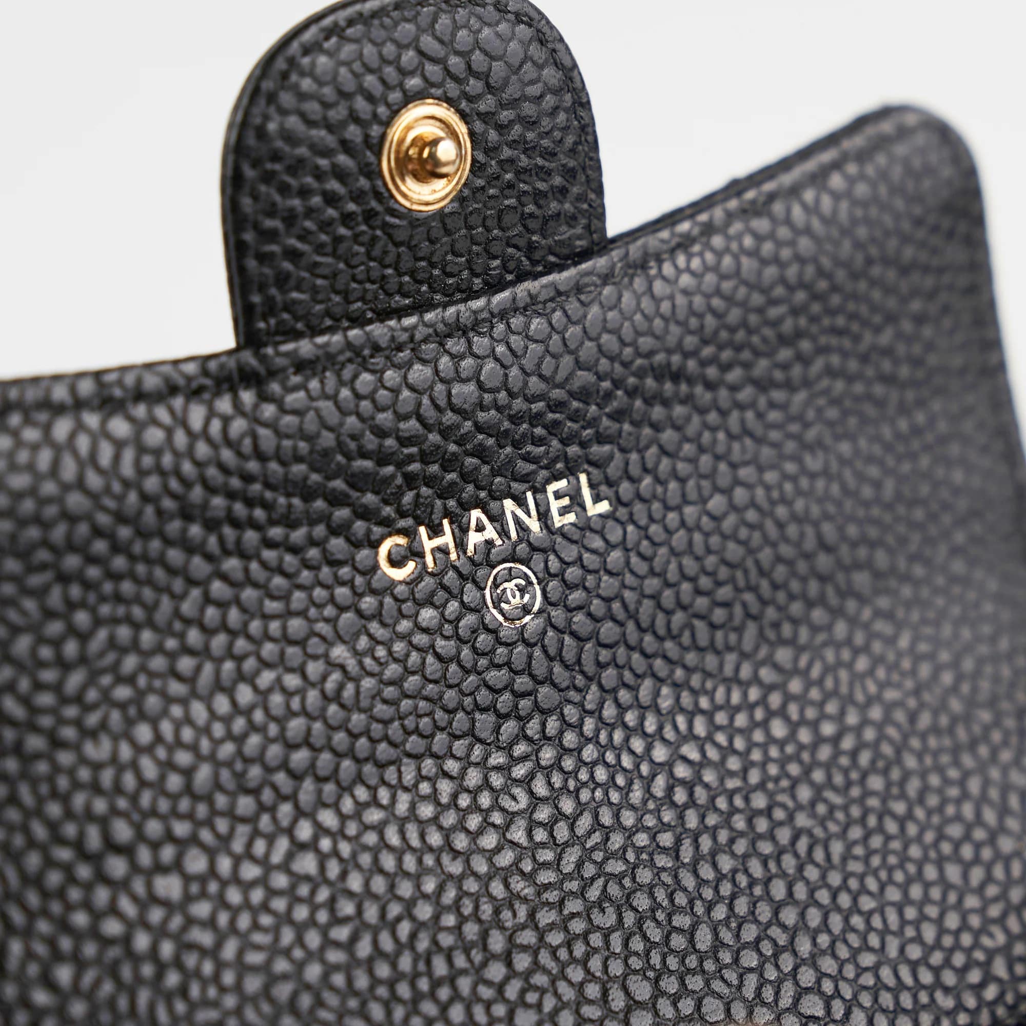 Ví cầm tay mini Chanel Black Caviar Leather Classic Flap Card Holder 8