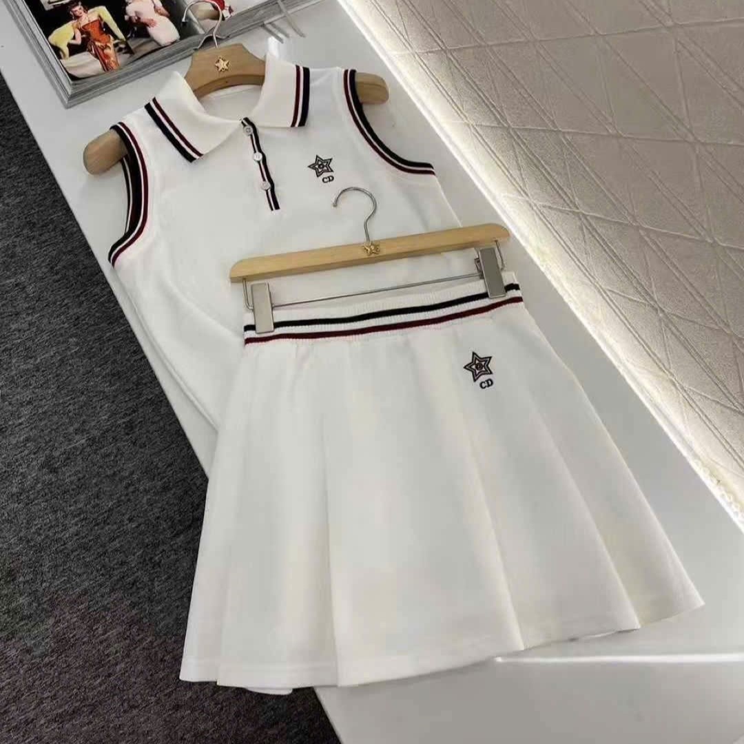 Combo áo váy trắng thể thao Dior 12