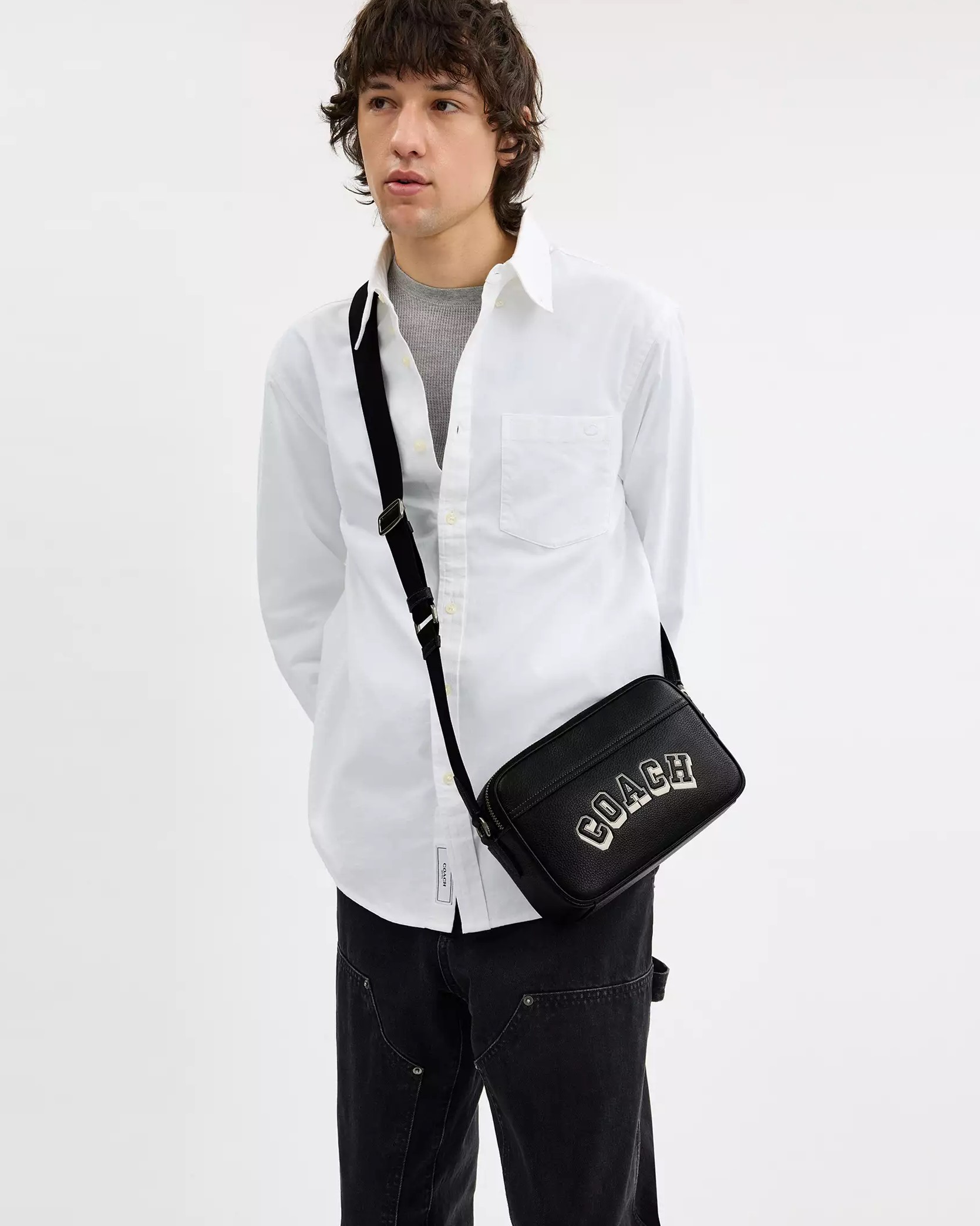 Túi đeo chéo Coach Nam Graham Crossbody Bag Varsity Motif Black Chalk CAJ64 3