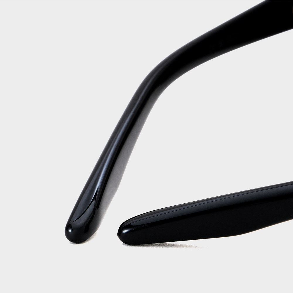 Kính mát Gentle Monster Duns 01 Modern Cat-Eye Sunglasses In Black Acetate 8