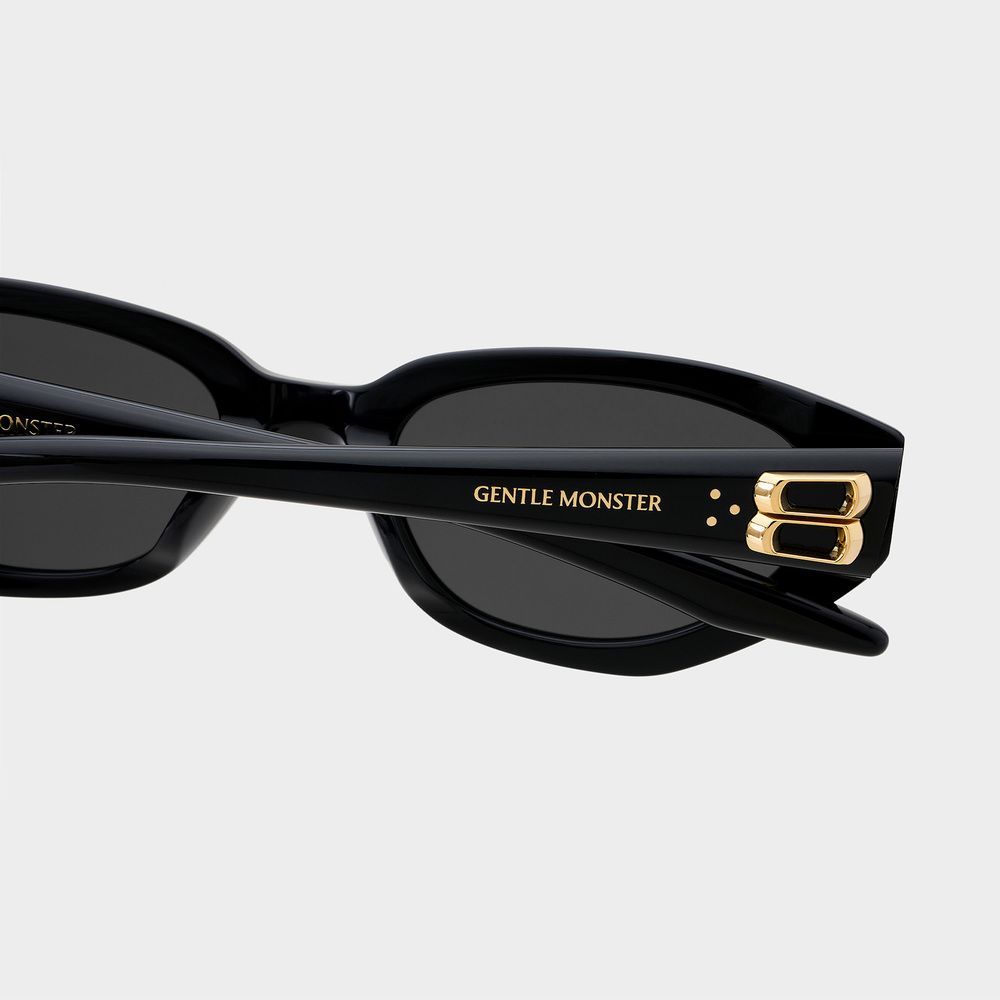 Kính mát Gentle Monster Duns 01 Modern Cat-Eye Sunglasses In Black Acetate 13