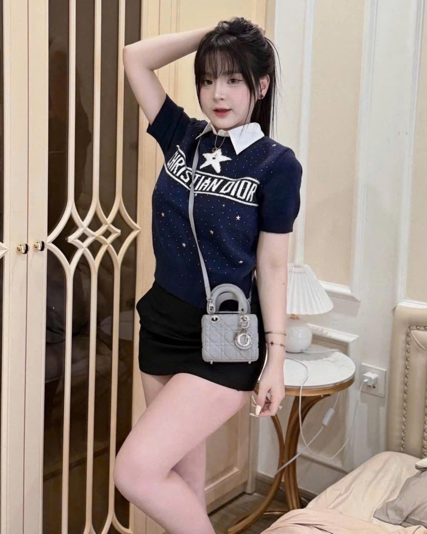 Áo thời trang len cổ sơ mi Dior 11