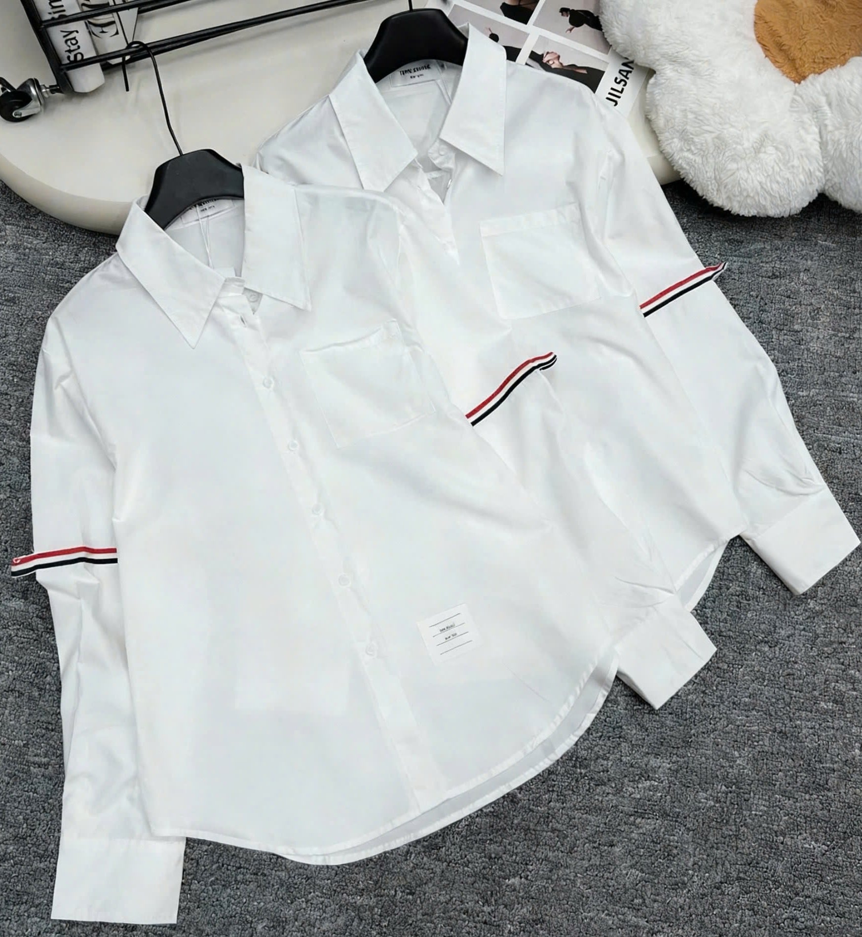Áo sơ mi trắng thời trang tay dài Thom Browne 3