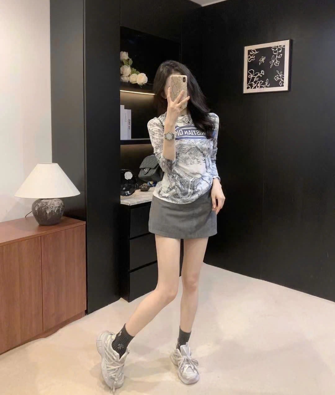 Áo thun giữ nhiệt họa tiết hãng Dior 4