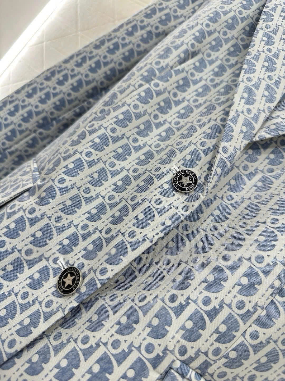 Áo khoác vest xanh dương họa tiết hãng Dior 6