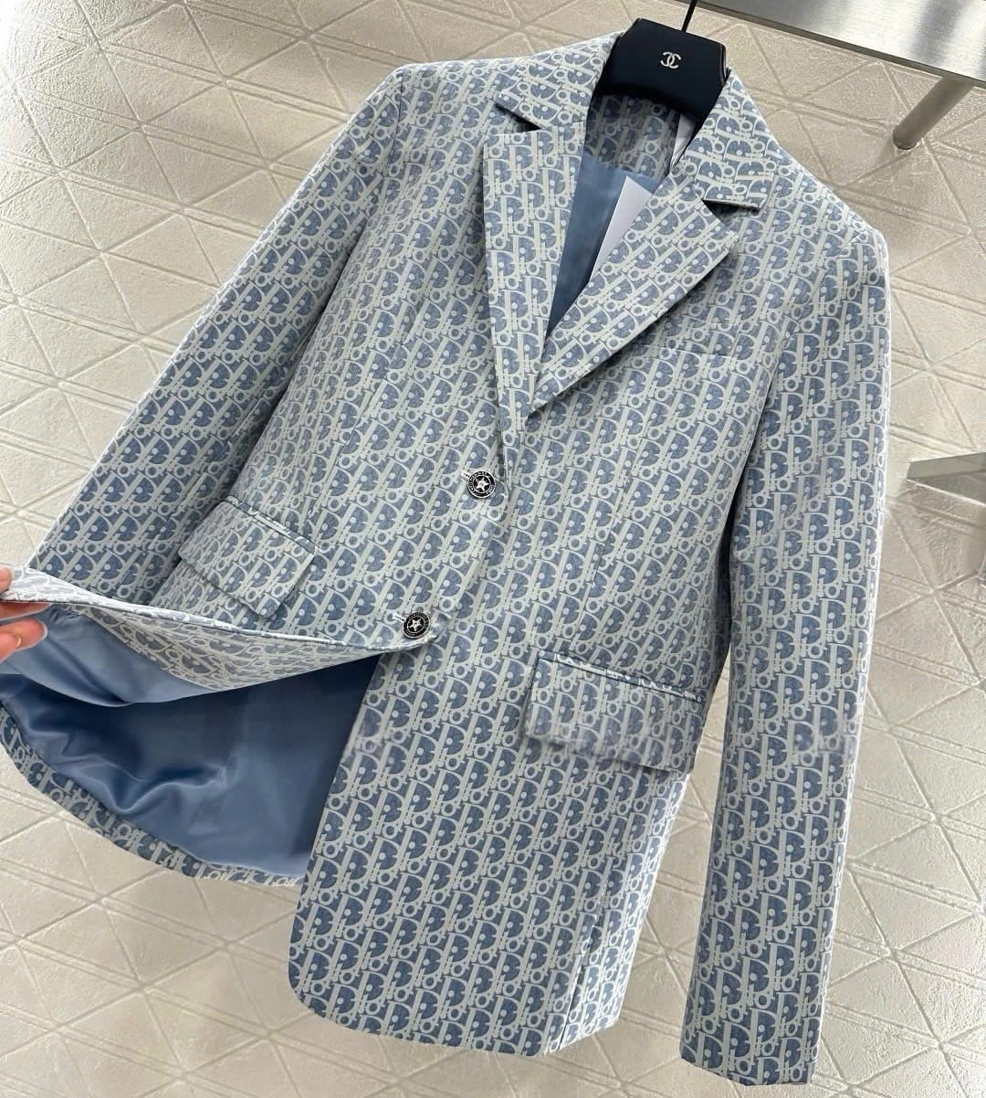 Áo khoác vest xanh dương họa tiết hãng Dior 9