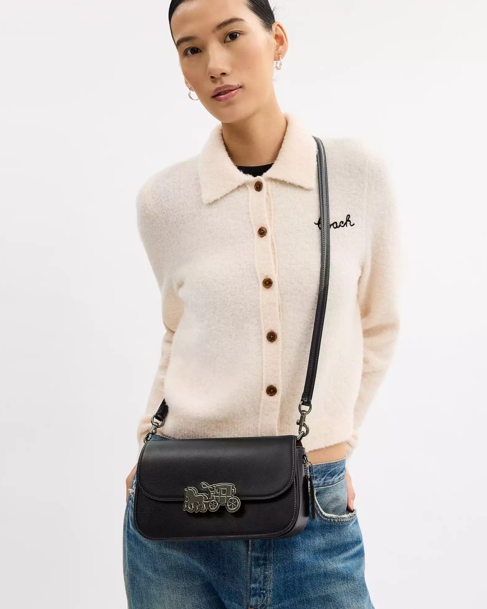 Túi đeo chéo Coach Harper Shoulder Bag Black CCE65 7