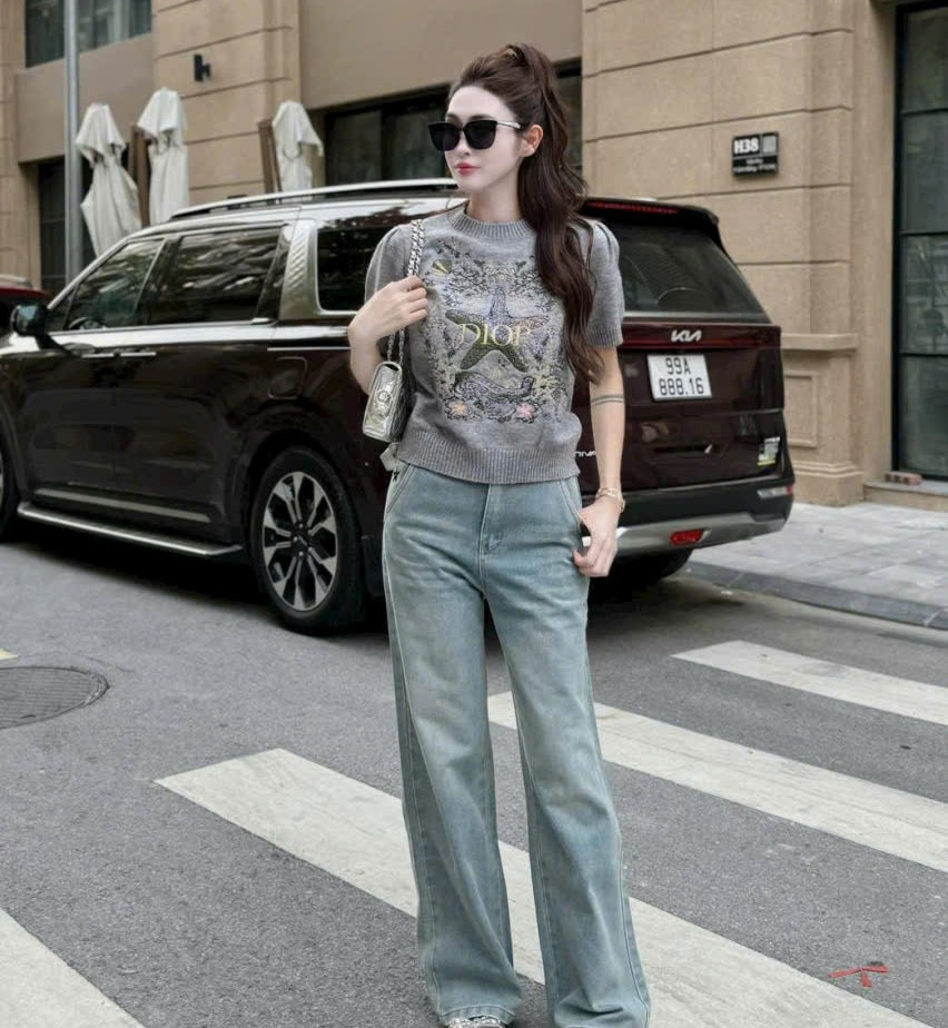 Áo len xám nữ Dior họa tiết ngôi sao 5