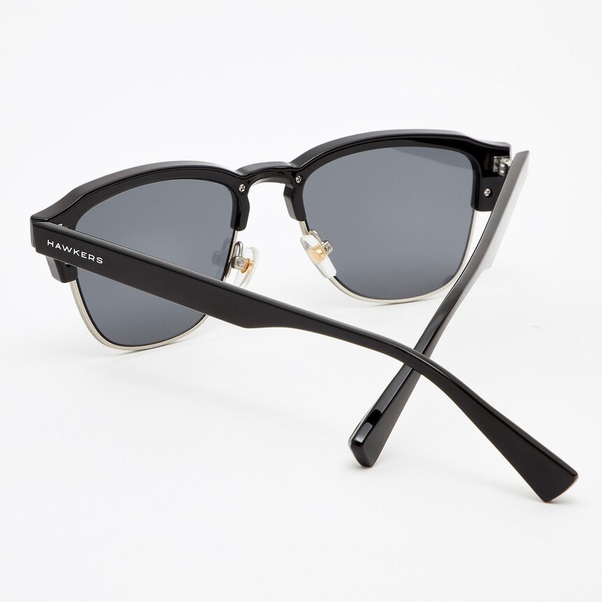 KÍNH MÁT UNISEX HAWKERS DIAMOND ALL BLACK CLASSIC X 1