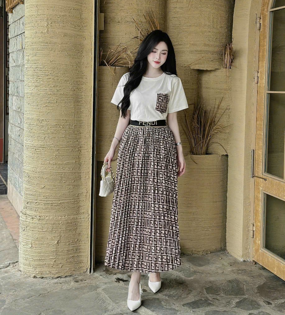Combo váy dài áo thun tay ngắn Fendi 9