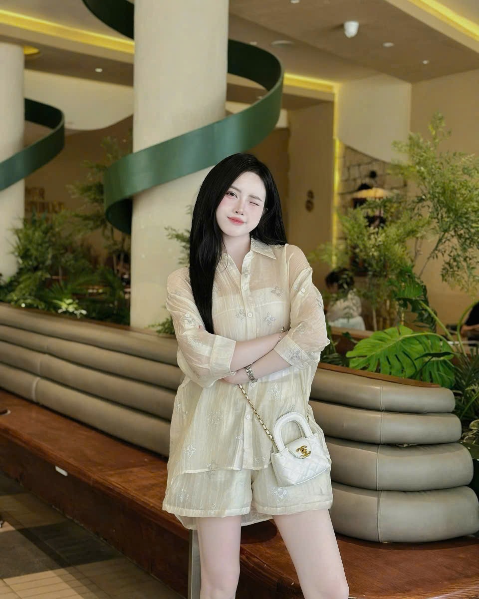 Combo bộ nữ áo sơ mi tay dài quần short ngắn Louis Vuitton 8