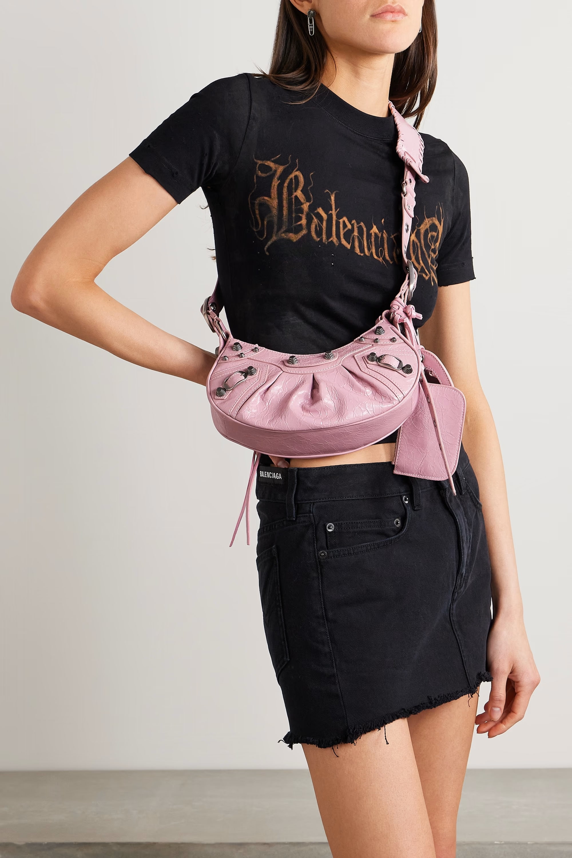 TÚI XÁCH NỮ BALENCIAGA PINK LE CAGOLE XS STUDDED CRINKLED LEATHER SHOULDER BAG 3