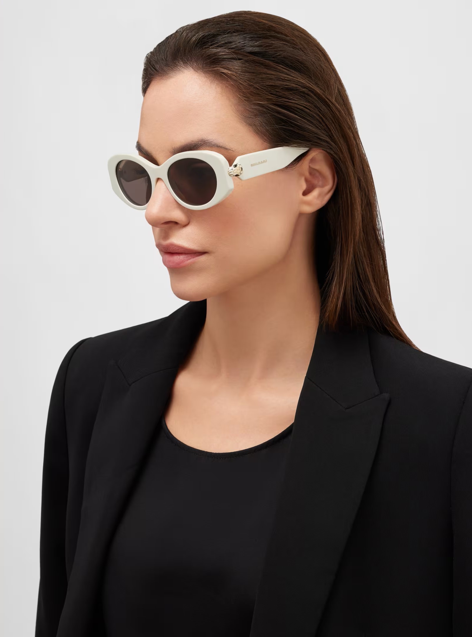 Kính mát nữ Bvlgari Serpenti Sunglasses Acetate Ivory 904274 3