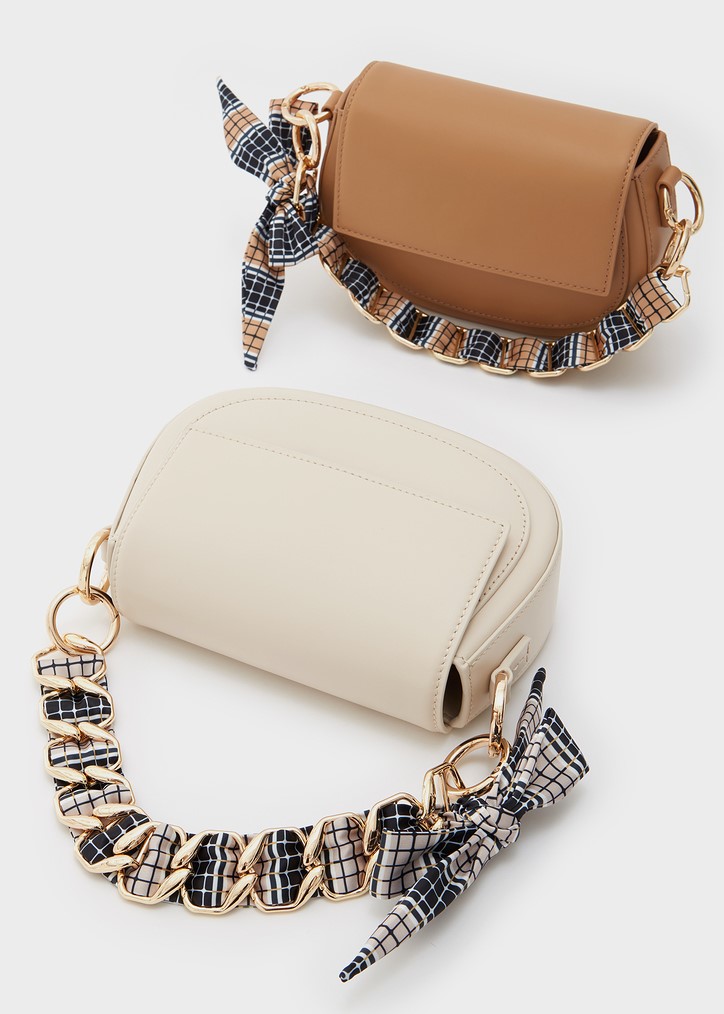 TÚI ĐEO CHÉO NỮ CHARLES KEITH NẮP GẬP SATIN SCARF LEATHER 10