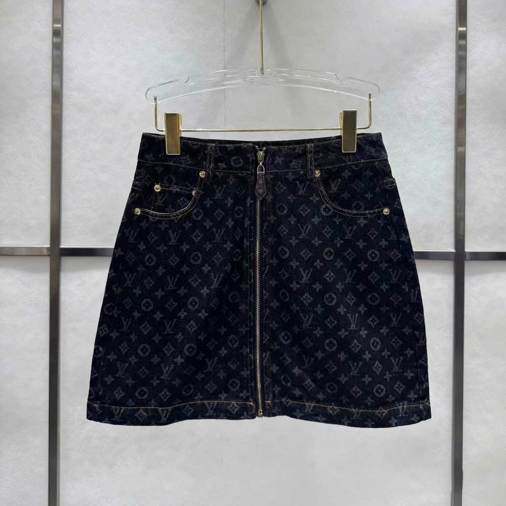 Váy nữ ngắn jean LV 9