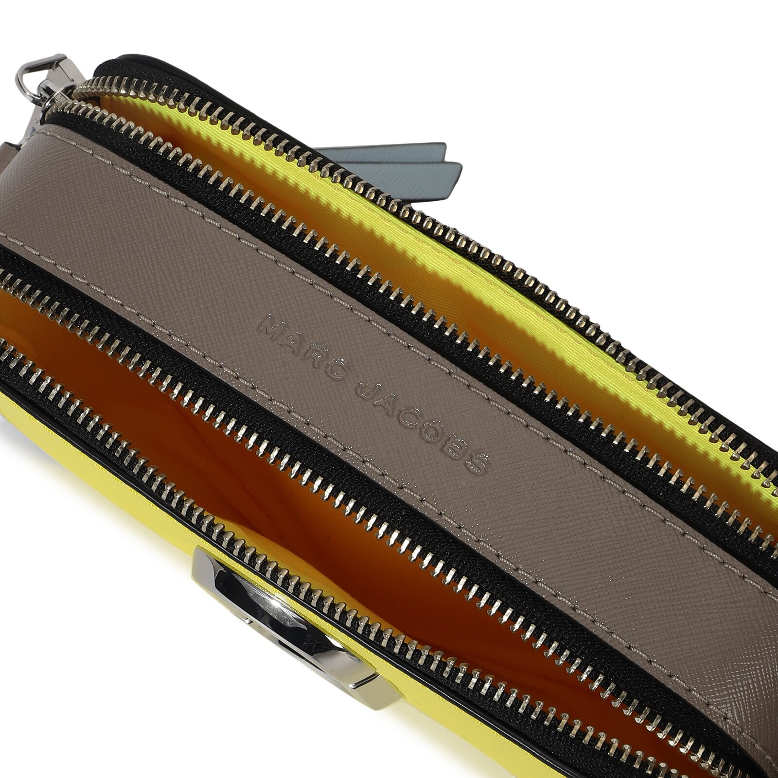 Túi đeo chéo nữ Marc Jacobs màu vàng The Snapshot Crossbody Bag Smiley Yellow Multi 2S3HCR500H03 1