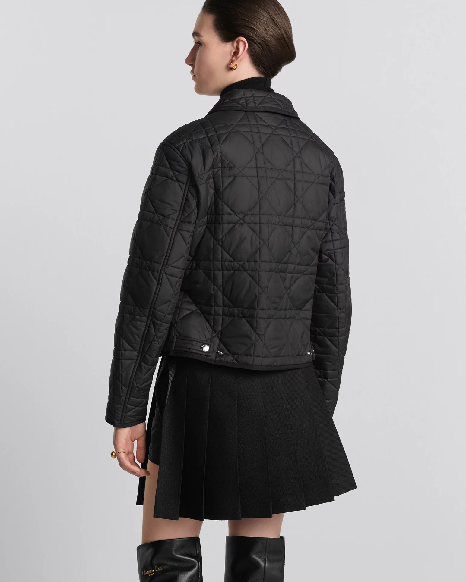Áo khoác trần chỉ Dior Macrocannage pea coat with belt Quilted functional taffeta in black 5
