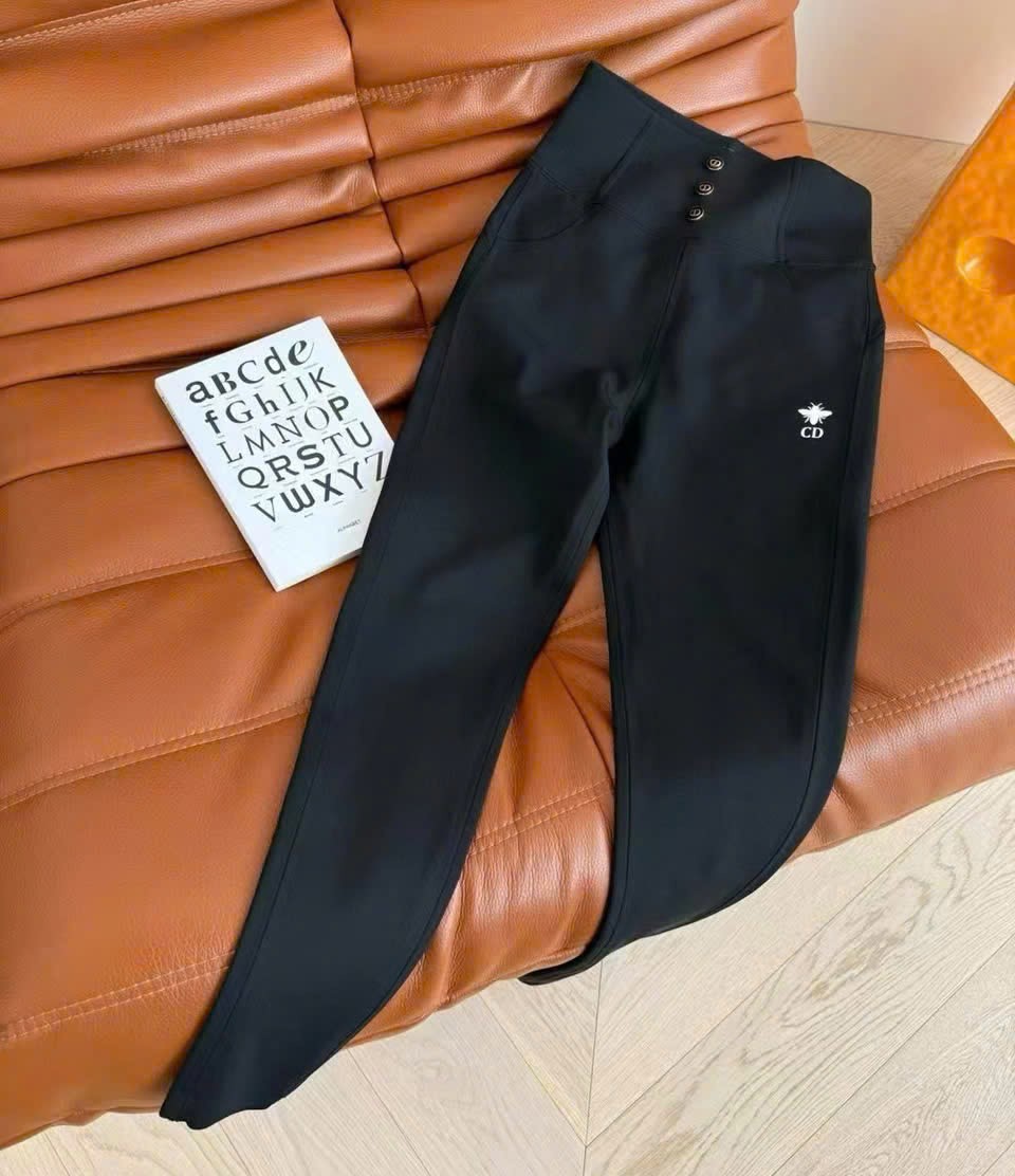 Quần dài legging xám và đen Dior 3