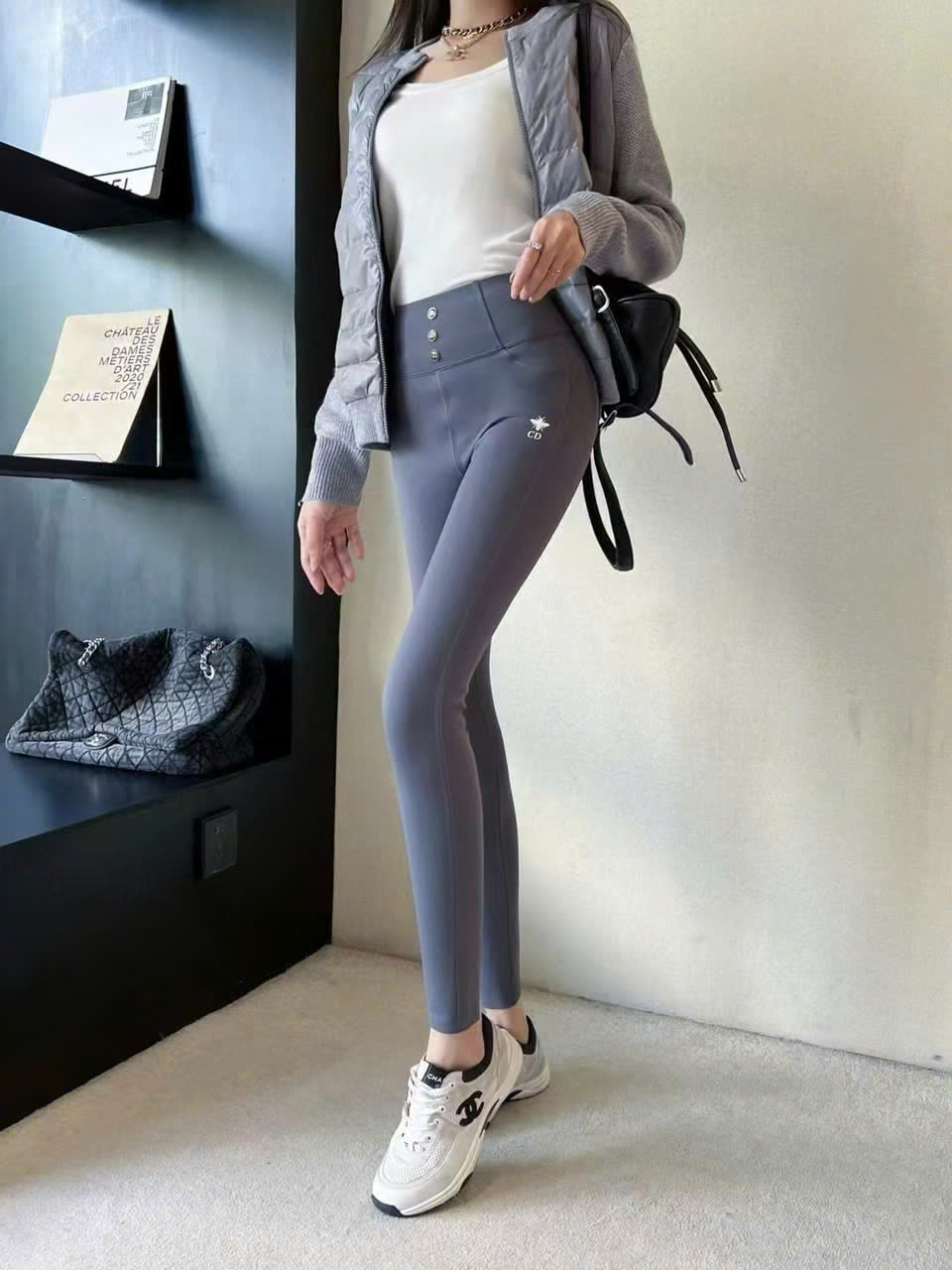 Quần dài legging xám và đen Dior 7
