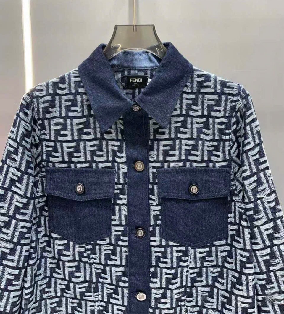 Combo áo váy xanh dương Fendi 4