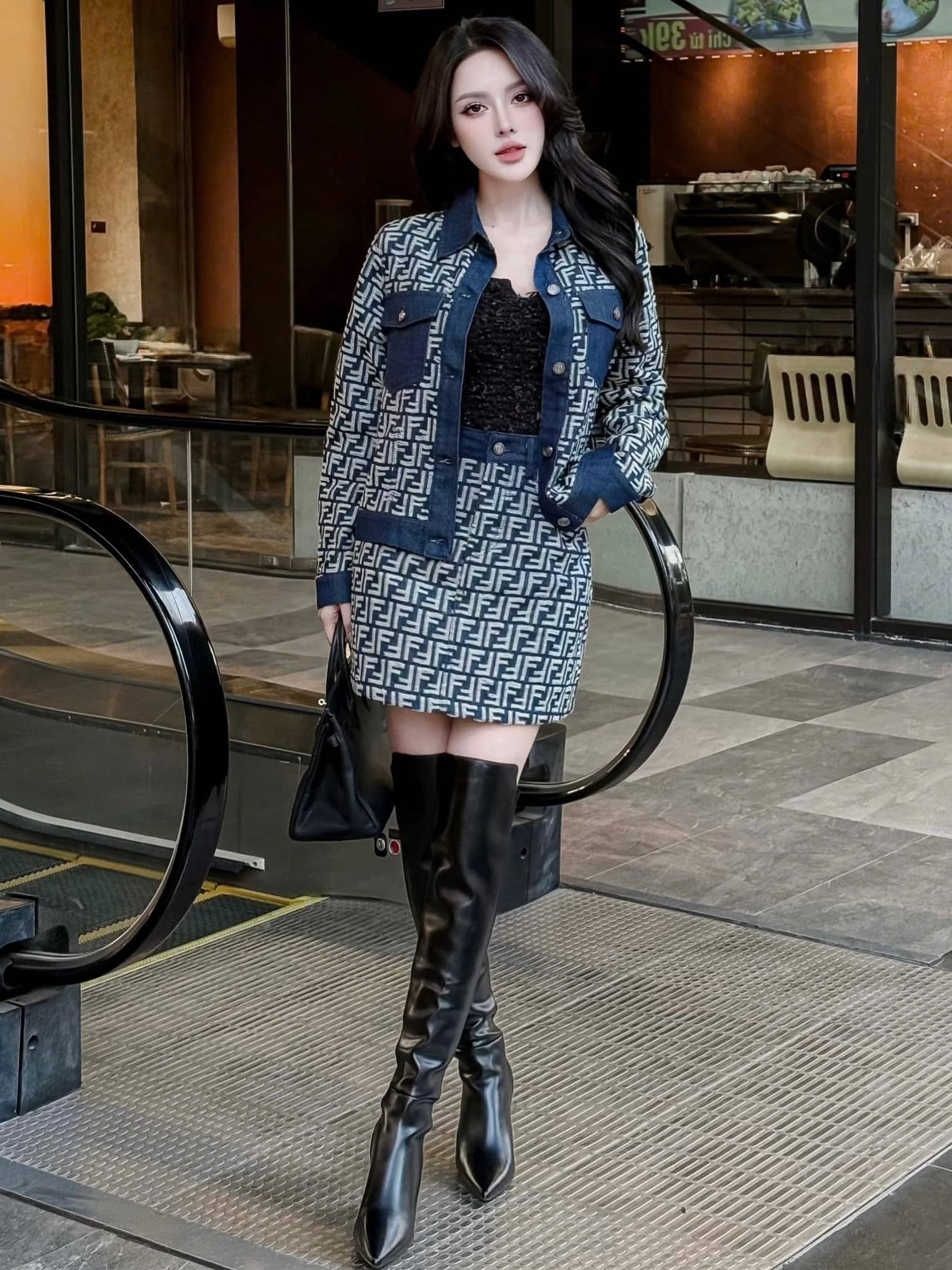 Combo áo váy xanh dương Fendi 7