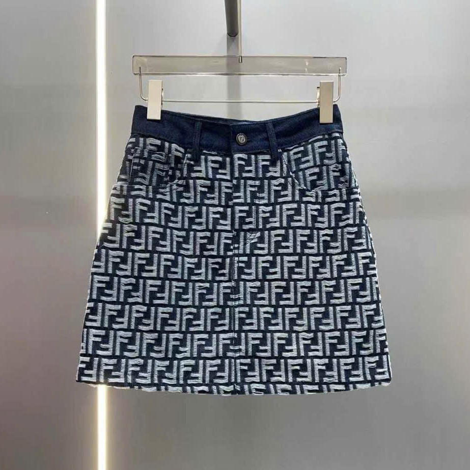 Combo áo váy xanh dương Fendi 12