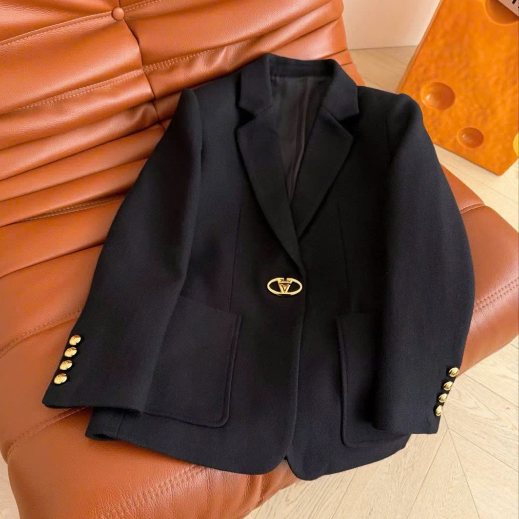 Áo khoác tay dài nữ đen nút vàng dáng dài vừa Valentino 2