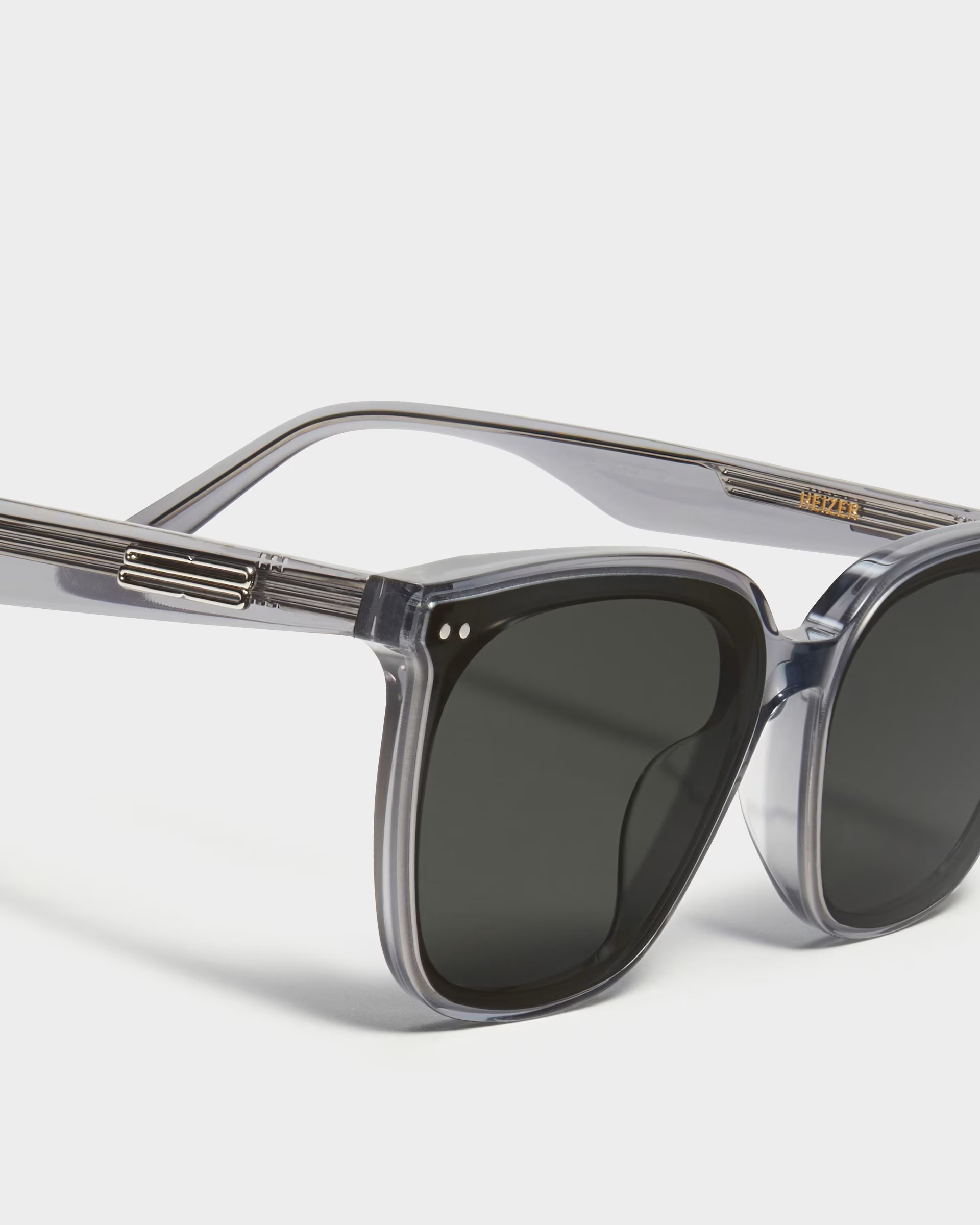 KÍNH MÁT GENTLE MONSTER HEIZER G1 GRAY LENSES SQUARE SHAPE TRANSLUCENT GRAY ACETATE FRAME 1