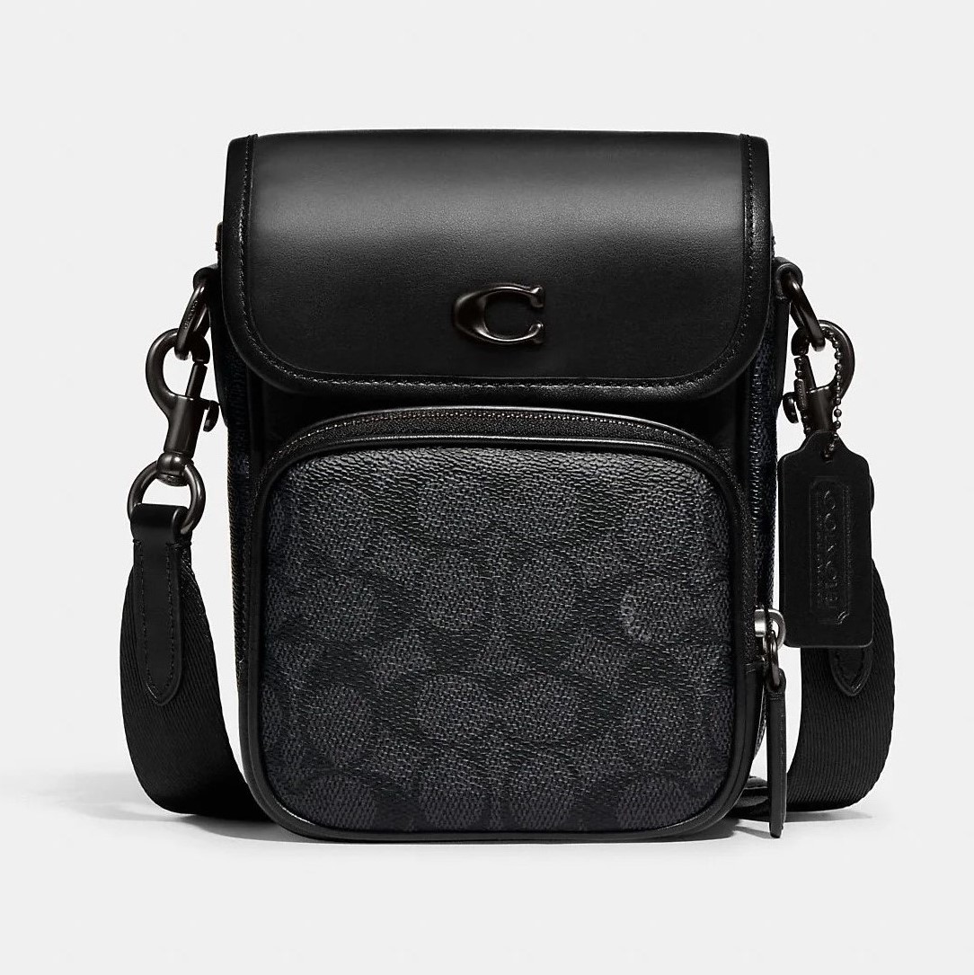 TÚI ĐEO ĐIỆN THOẠI NAM COACH LEE CROSSBODY IN SIGNATURE CANVAS CH710 2