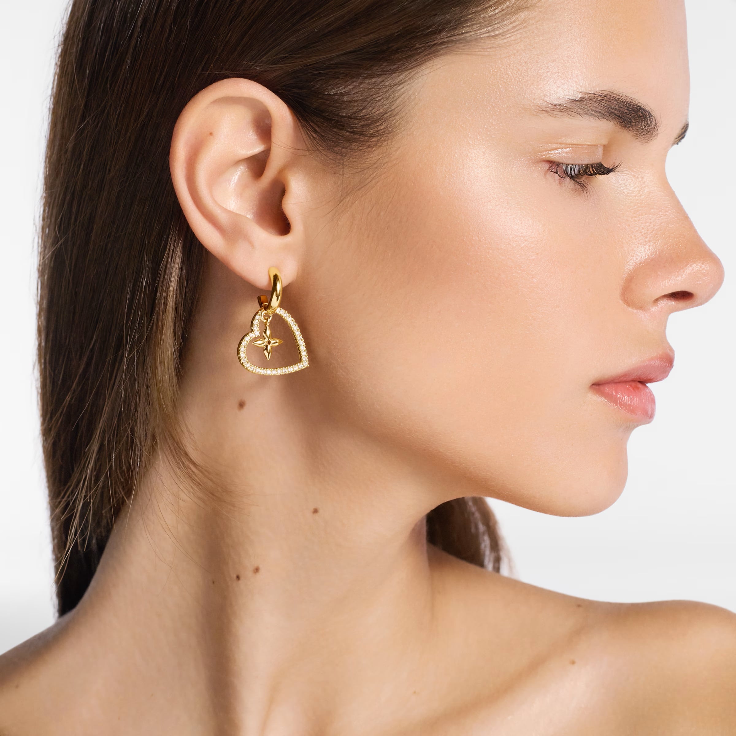 Hoa Tai My LV Heart Gold-toned Metal and Zircons Earrings 6