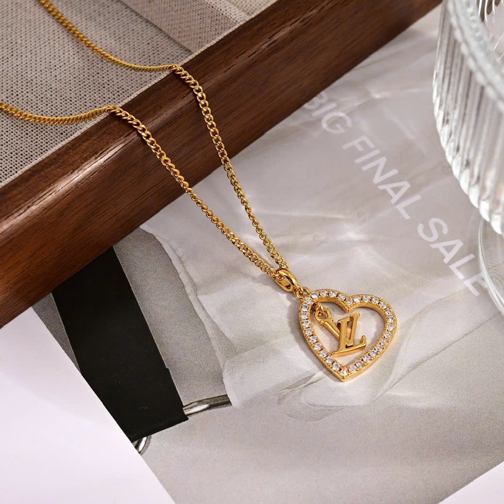 Dây chuyền My LV Louis Vuitton Heart Necklace LV Initials and Heart Emblems 6