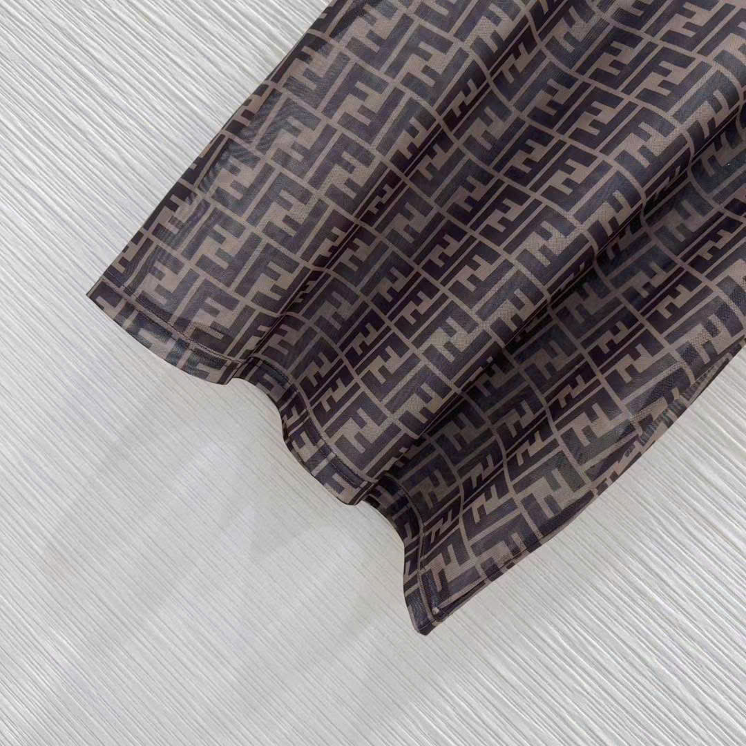 Áo thun nữ màu nâu tay ngắn cổ tròn Fendi 8