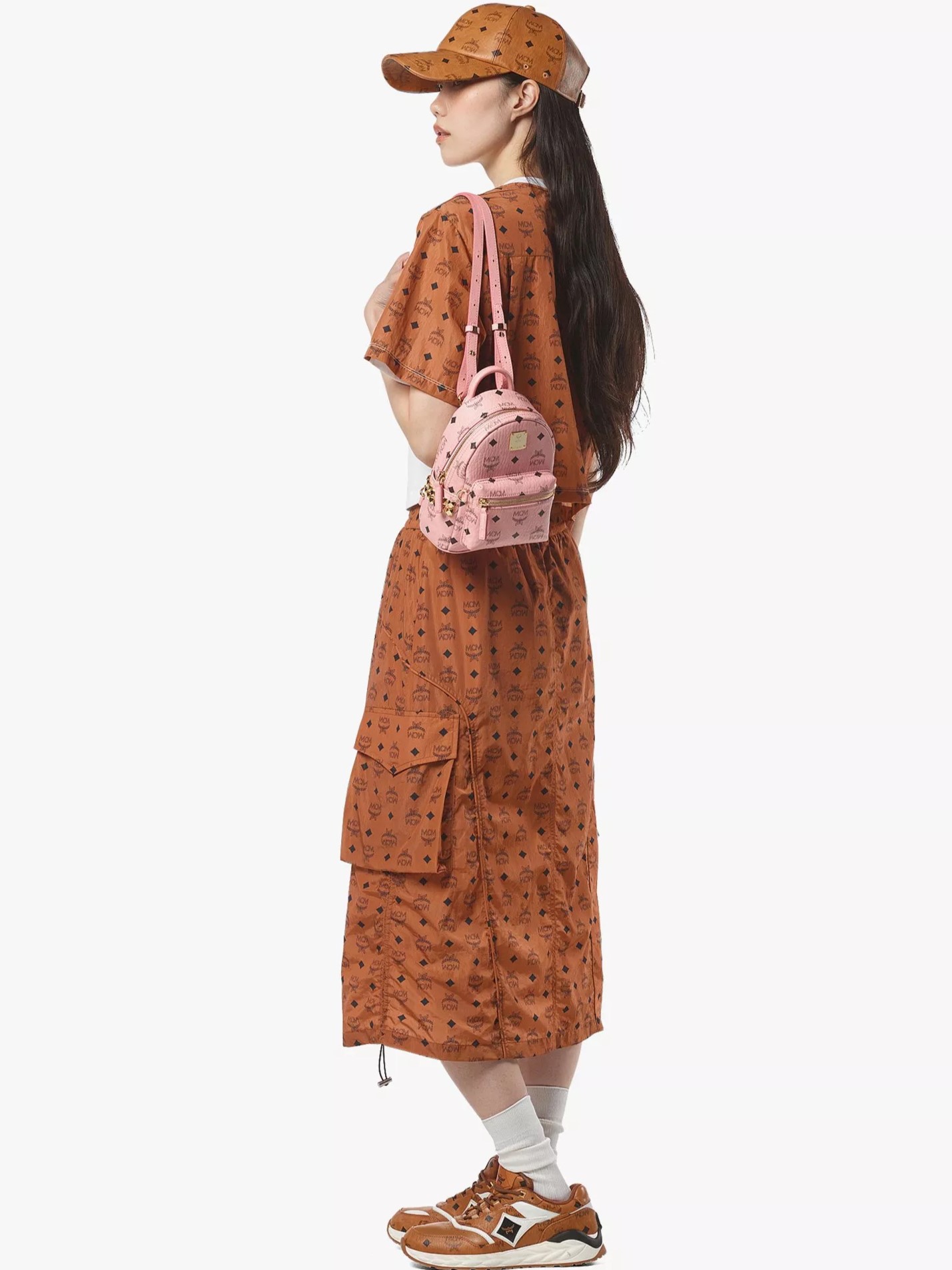 Ba lô nữ MCM Size 18 X-Mini Stark Bebe Boo Soft Pink Side Studs Backpack in Visetos 3